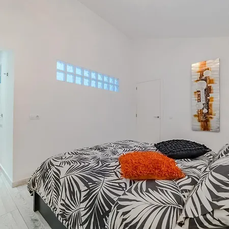 3 Bedrooms In Island Village Pool View Lejlighed *